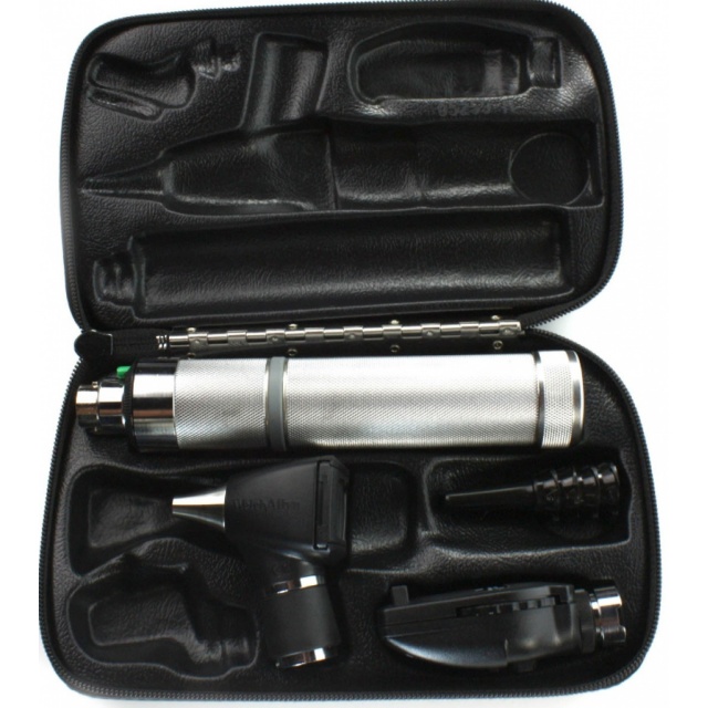 Welch Allyn 3.5 V Diagnostic Set with Coaxial Opthalmoscope / Diagnostic Otoscope Handle and Hard Case